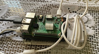 Mini Servidor / Computador Portátil (Raspberry pi)