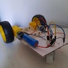 Carrinho elétrico movido a pilhas