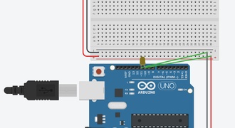 Arduino com led amarelo no tinkercad
