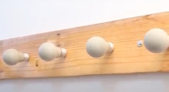 Pendurador de lâmpada