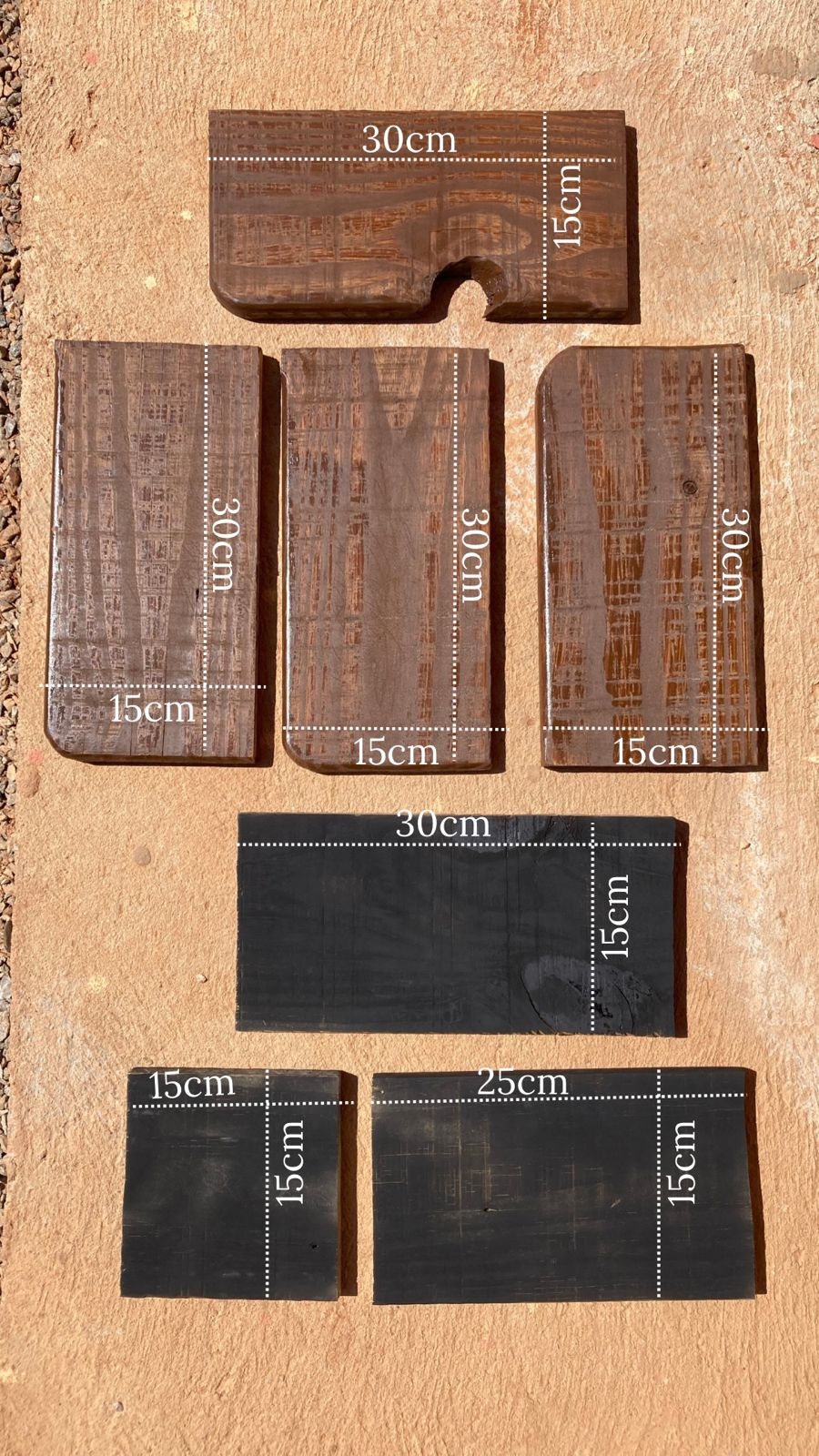 Envernize ou pinte as peças da forma que desejar. Respeite o tempo de secagem de cada produto recomendado pelo fabricante.