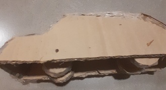 Dominator de papelão