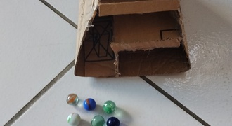 Pista de bolinha de gude